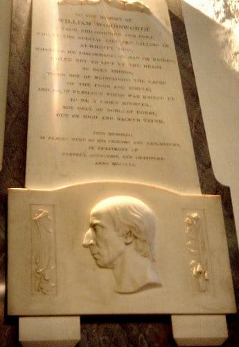 Gedenksteen voor Wordsworth in de kerk van Grasmere